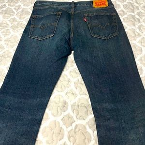Men’s Levi’s slim bootcut style 527 NWOT. 34 waist . Length is 30.